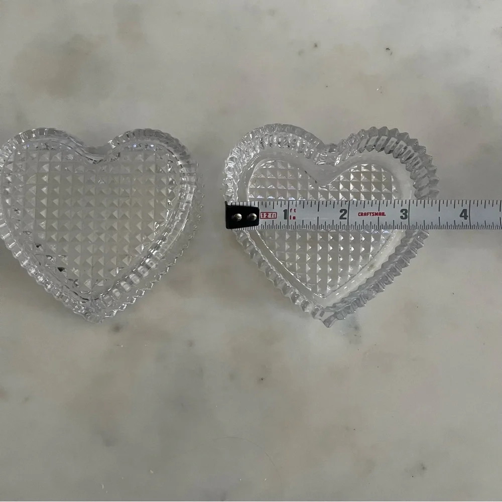 Like 🆕 Crystal heart shaped jewelry trinket box